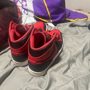 Jordan 1s high top Red and Black